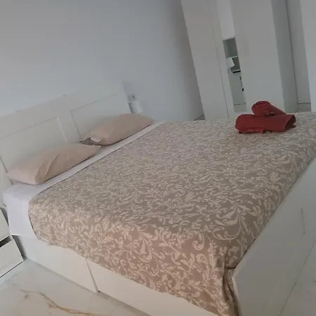 Marina 530 Apartamento Callao Salvaje